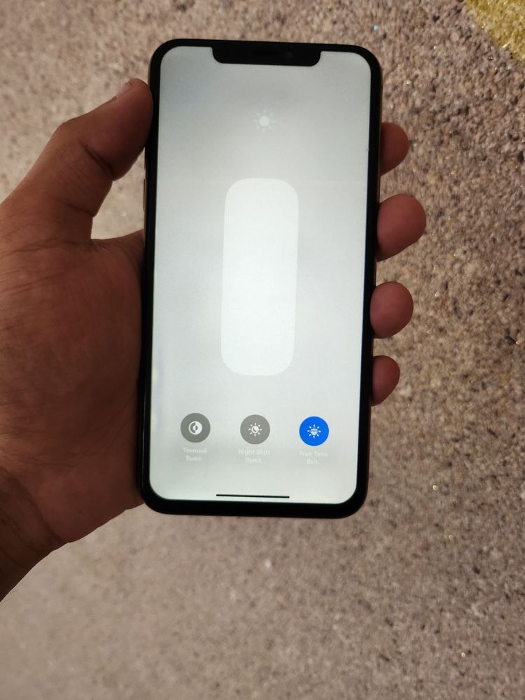 Iphone 11 pro max.