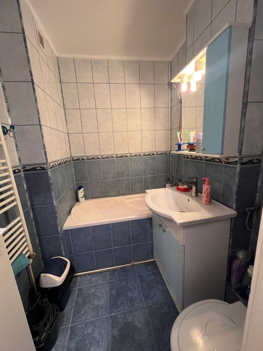 Vând apartament 3 camere – Sfântu Gheorghe