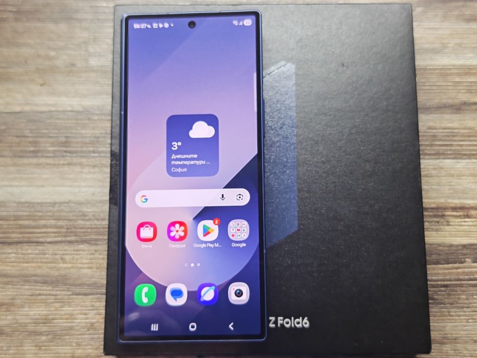 Отличен Samsung Galaxy Z Fold6 256 GB Гаранция