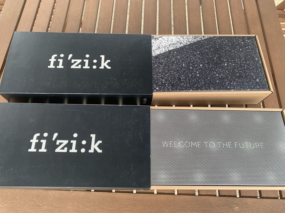 Fizik Aliante R1 и Fizik Antares R1 карбонови седалки за велосипед