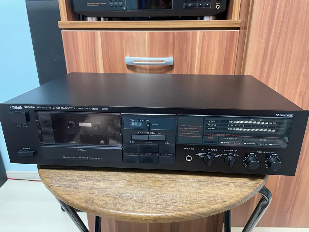 Yamaha KX-200 Cassette Deck