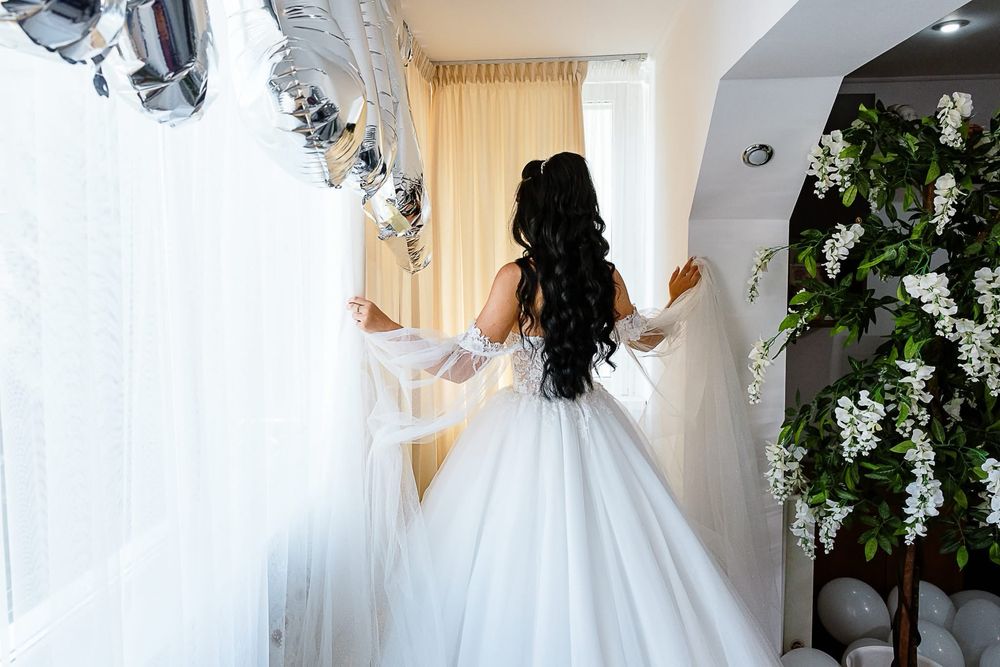 Rochie de Mireasa tip printesă!!!