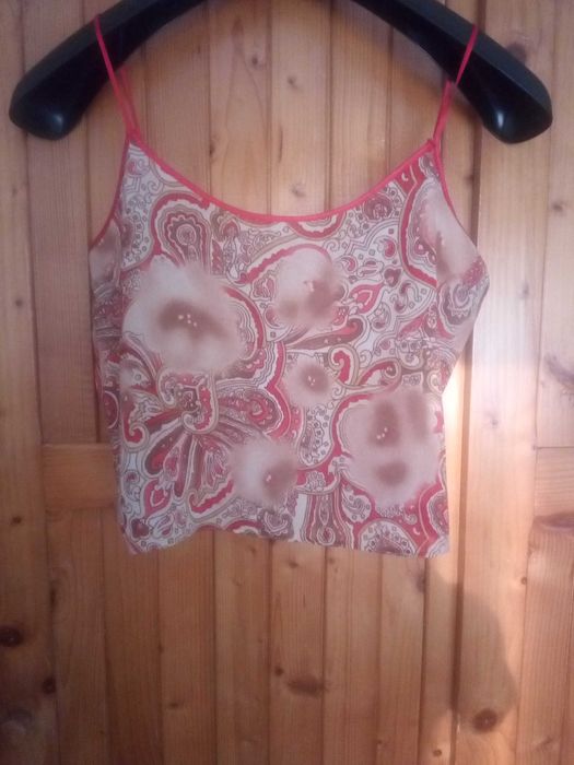 Maieu dama, motive florale