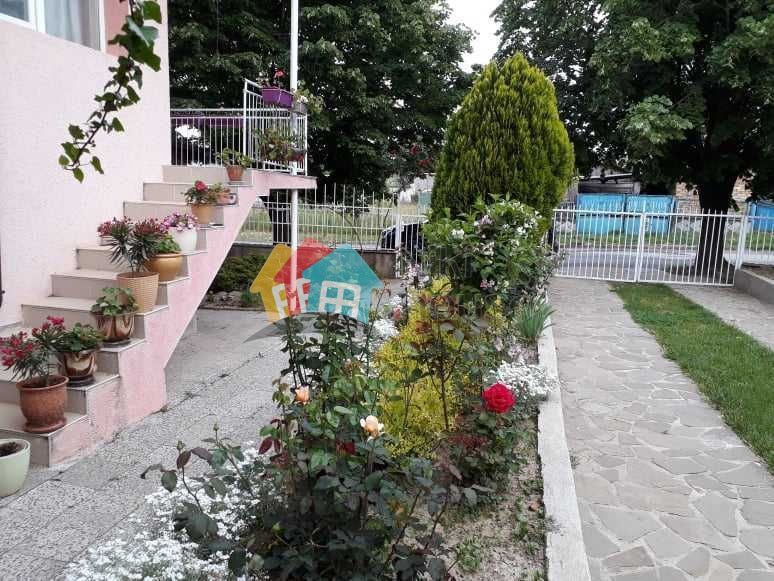 Продава се Къща в Долни чифлик - 312 кв.м за 446 €/кв.м - Снимка #8