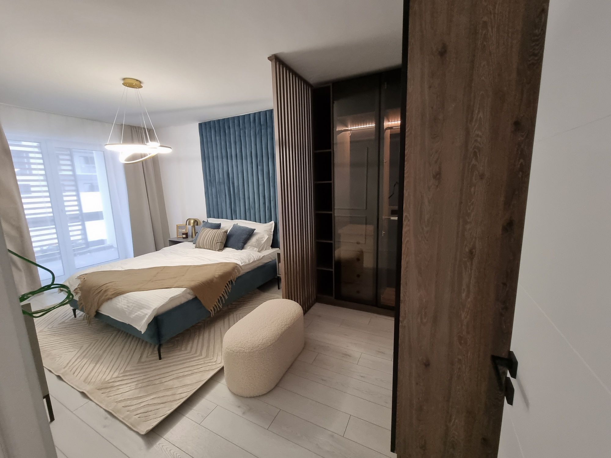 Mobila la comanda ,design interior, calitate premium
