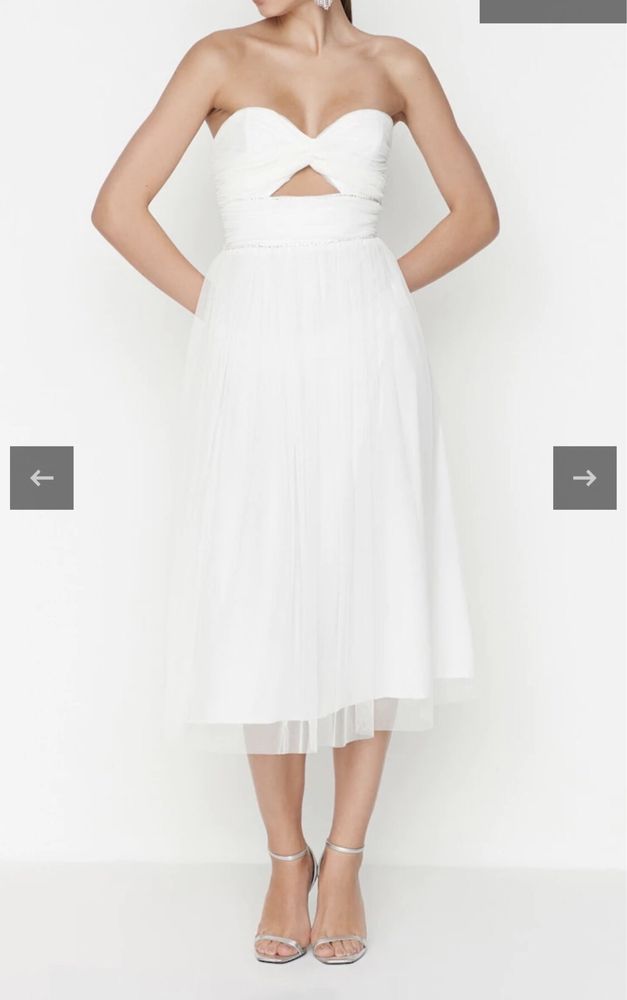 Нова Официална бяла рокля- TRENDYOL
