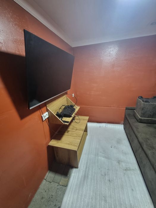 Play station 3 televizor 55 talik