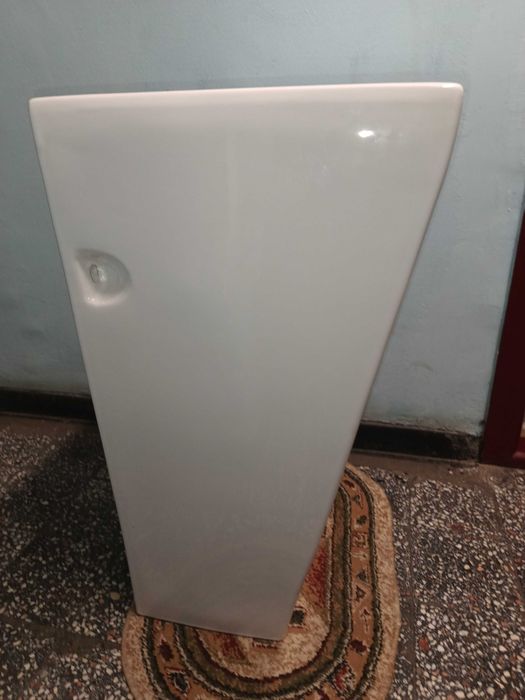 Chiuveta coloană BESOA