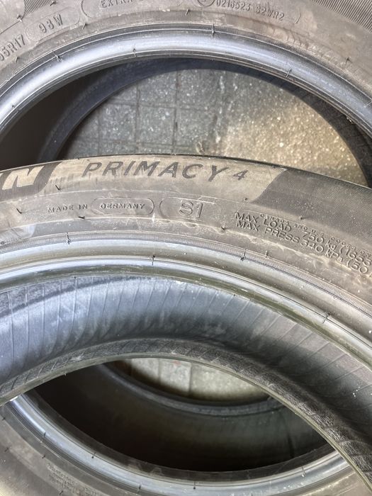 Гуми 215/55/R17