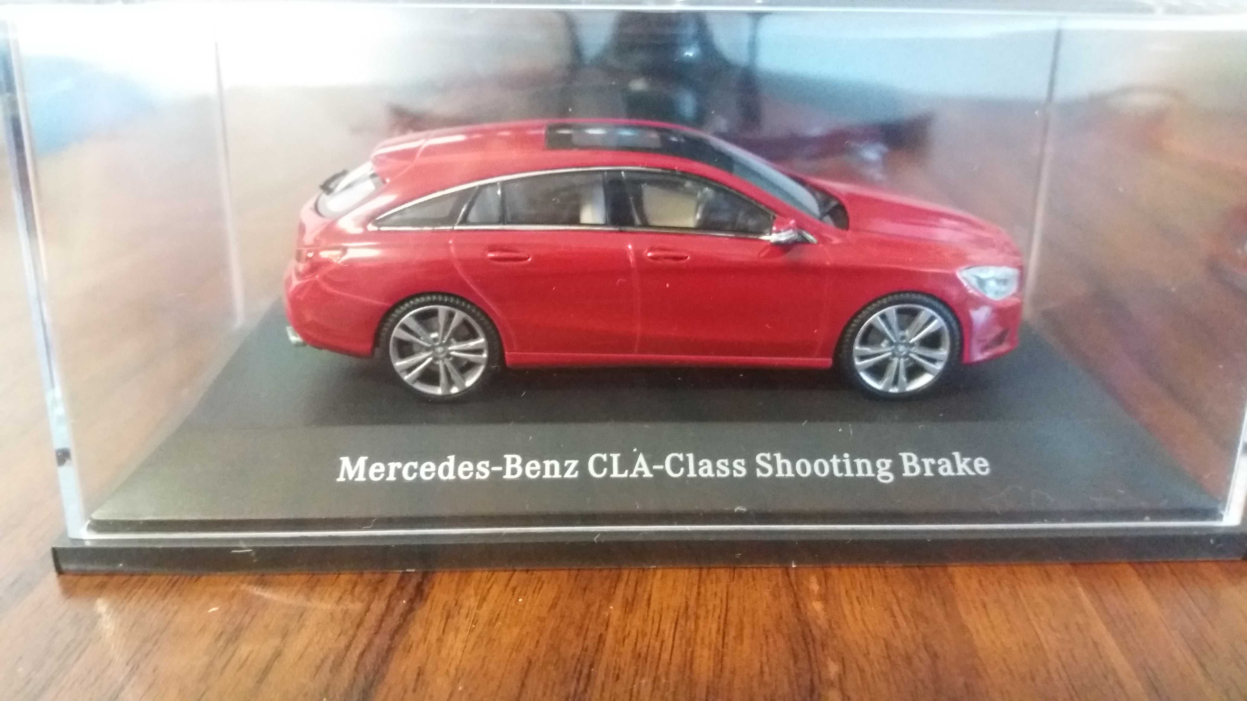 Macheta MERCEDES BENZ CLA SHOOTING BRAKE 2015 - Kyosho, 1/43.