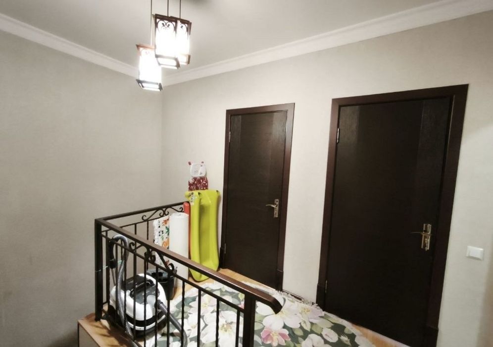 Продается двух уровневый Дом (Ориентир метро Дустлик)