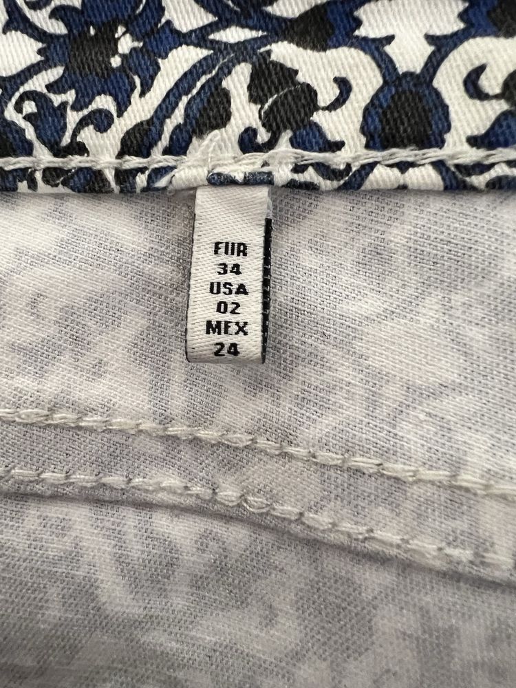 Blugi Zara, mar XS, 34, imprimeu estival alb-albastru