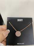 DKNY кулие чисто ново