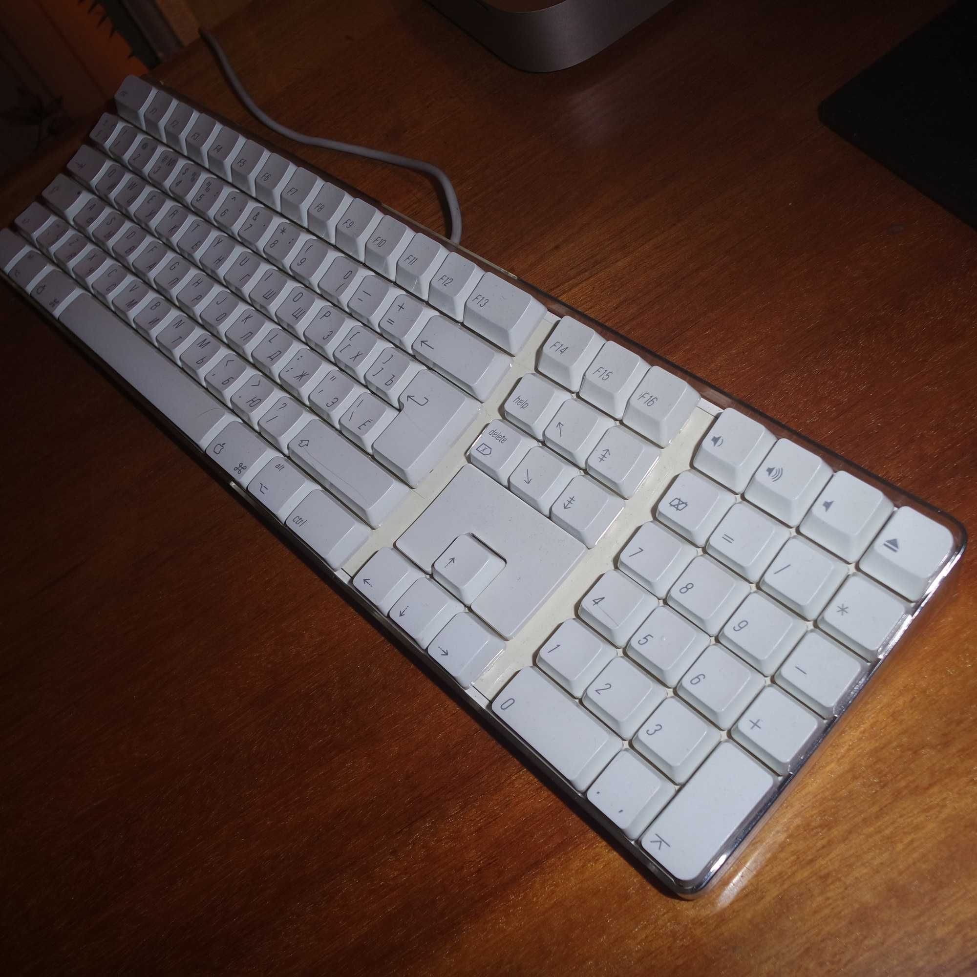 Клавиатура Apple A1048