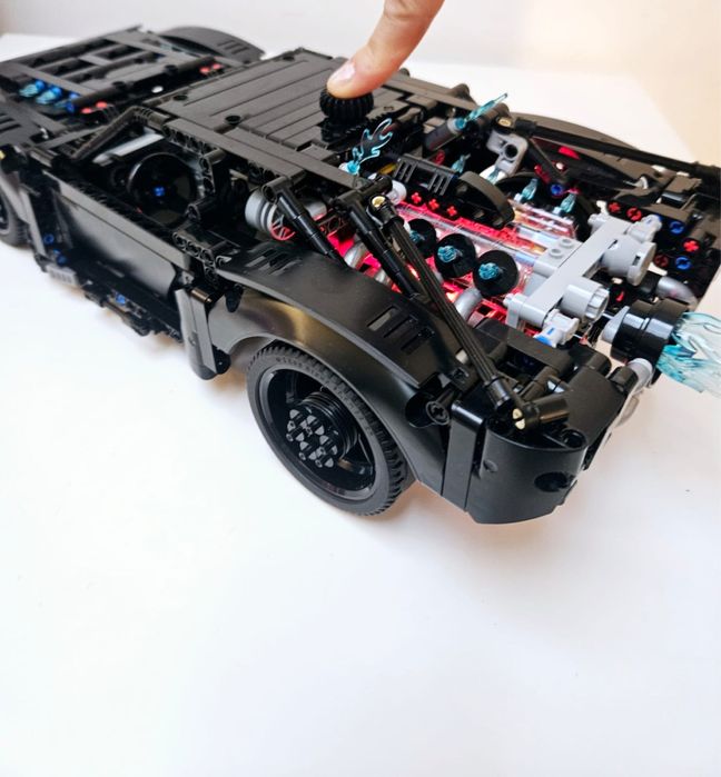 Lego Technic 42127 - The Batman - Batmobile (2022)