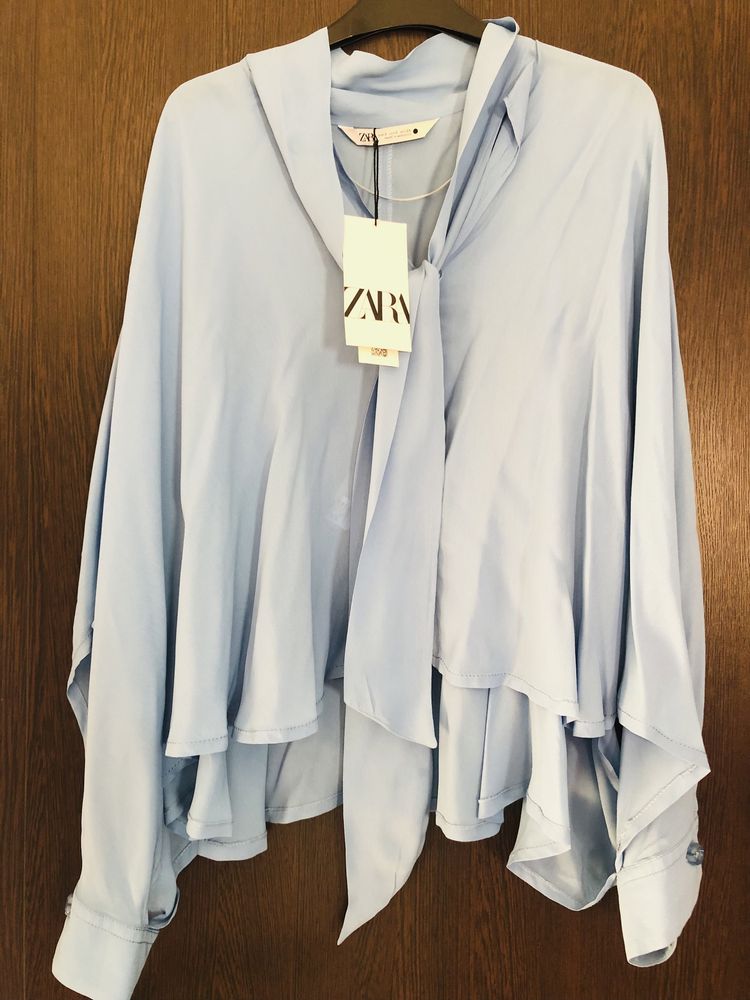 Bluza Zara tip capa