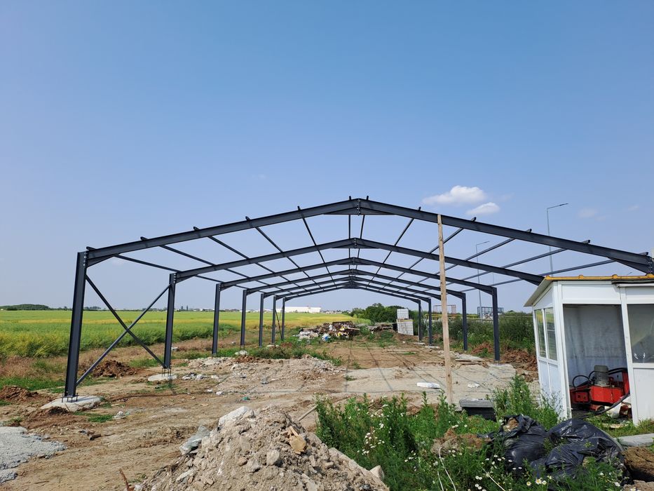 Vand și construiesc o gama larga de hale sau structuri metalice noi ne