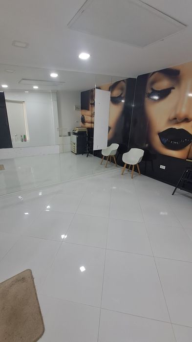 Spațiu/ Salon Nails Makeup