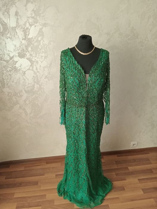 Vând Rochii de seară mai multe modele