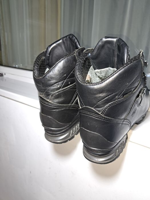 Vând ghete Hanwag nr 42,5 cu Gore-tex