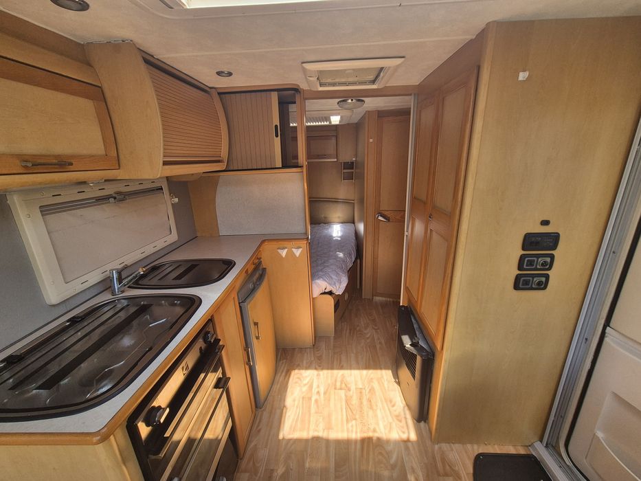 Rulota Elddis Odyssey 484 4/5 locuri 2008