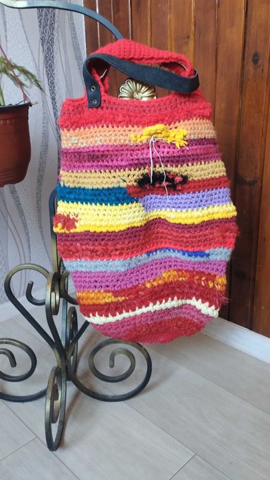 Нова ръчно изработена чанта