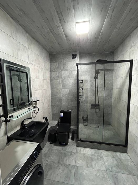 Срочно кв метро Шахристанская 5/5/5 124м2 с ремонтом