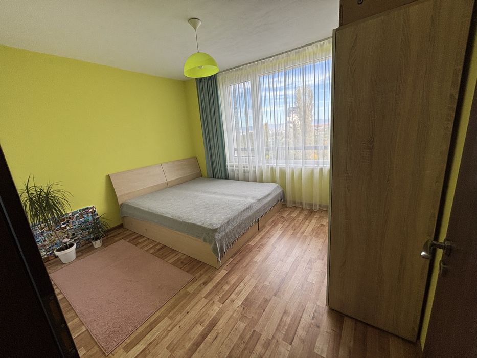 Спален комплект - спалня, гардероб, скрин, 2 броя единични легла