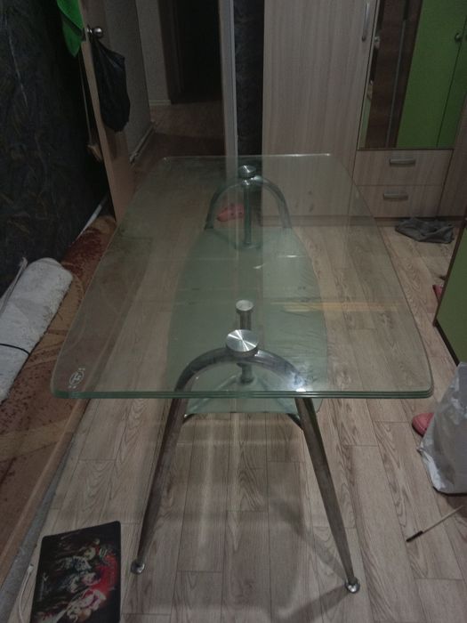 Стол для предметов