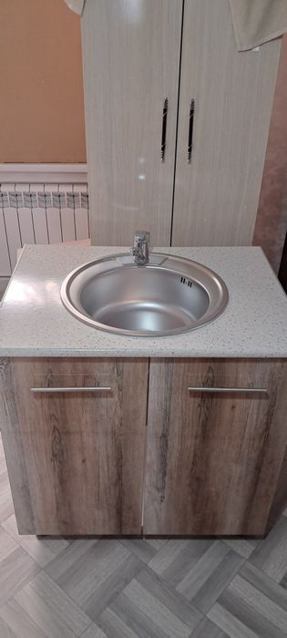 Продаётся кухонный шкаф