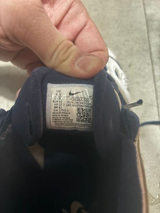 Adidasi Jordan EUR 43