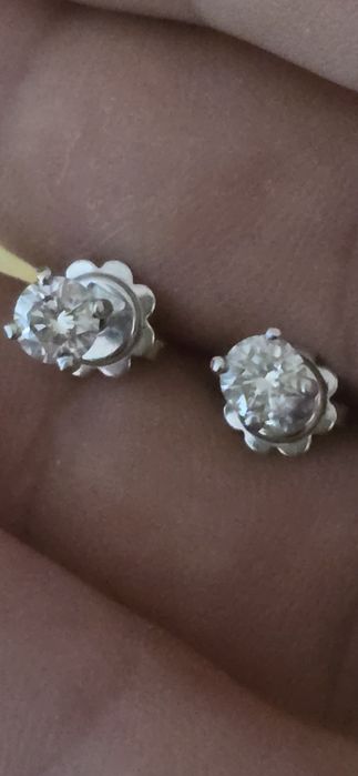Cercei 18k diamante 0.76 ct vvs