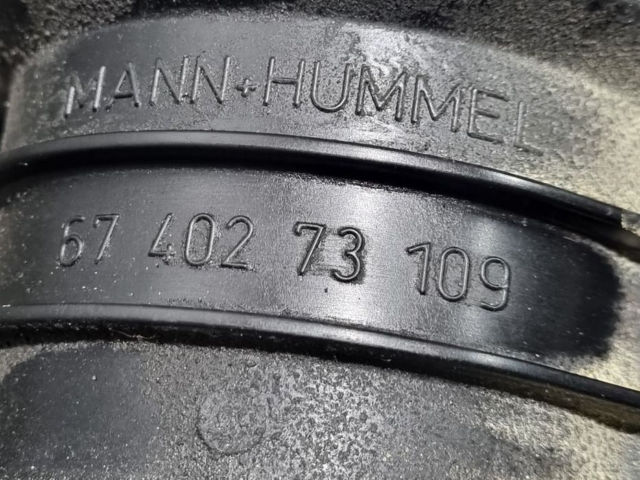 Carcasa filtru ulei Volvo XC60 2.4 D 2008 - 2013 158kW 215CP 2400CC D5244T11 (1233) ...