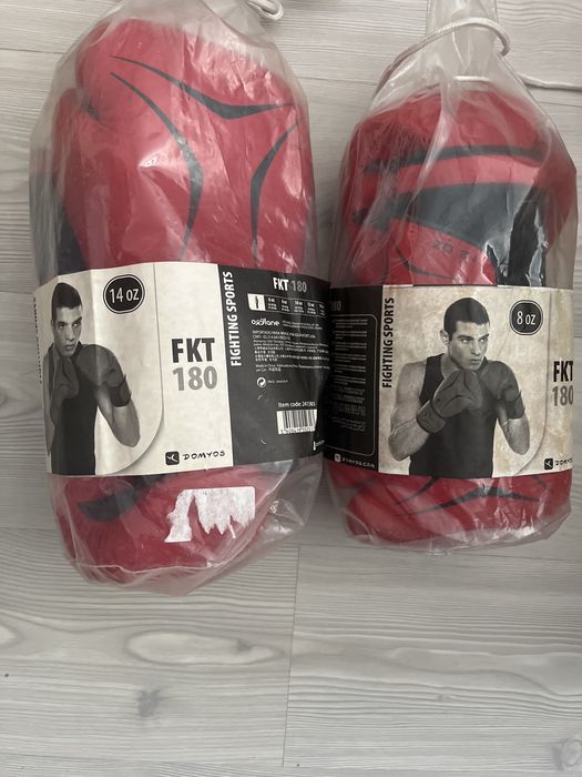 Vand manusi de box domyos noi