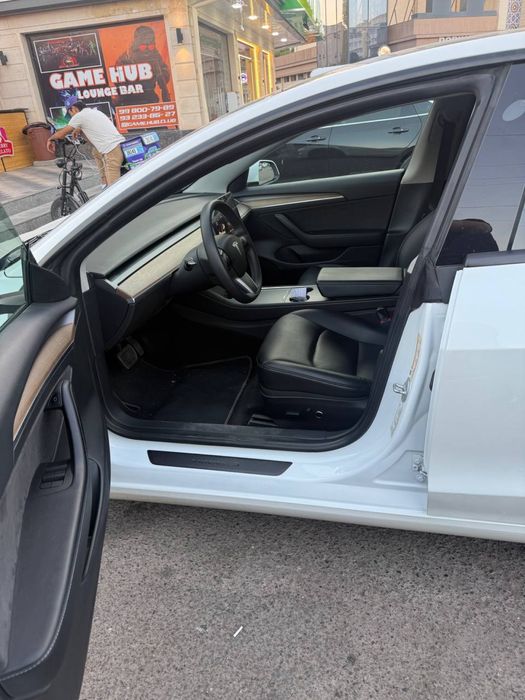 Tesla model 3 long range 2022 USA