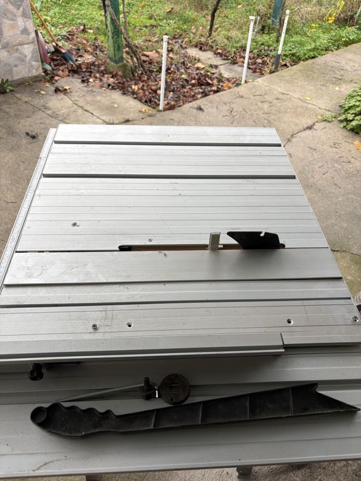 Настолен циркуляр