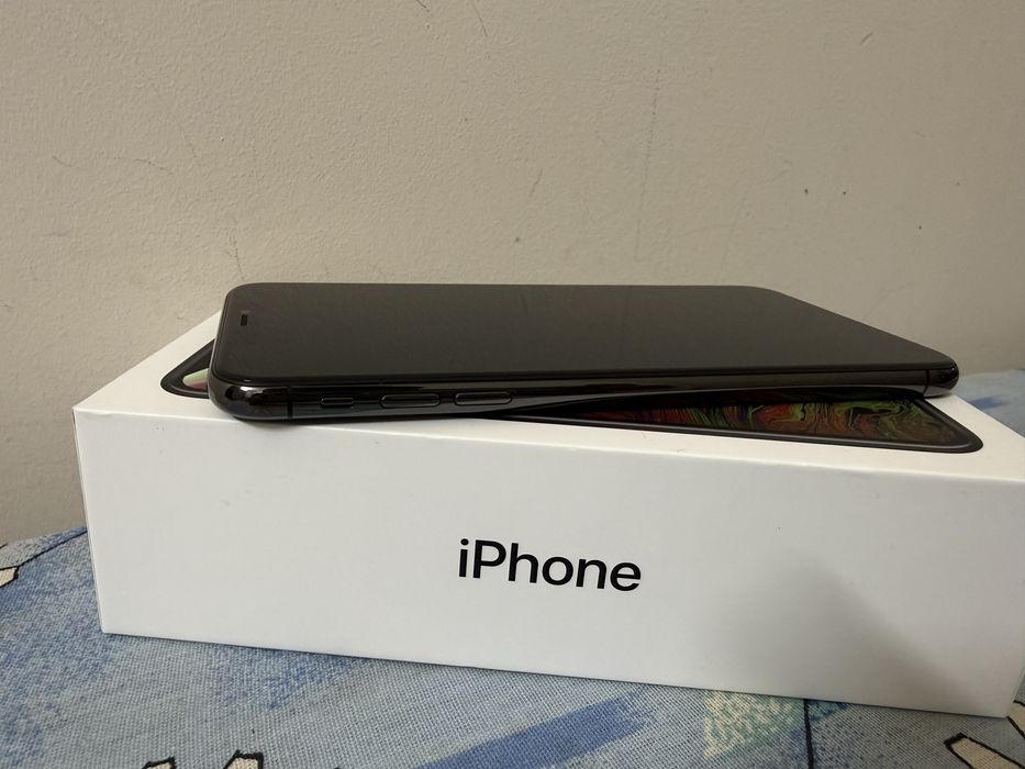 Apple iPhone XS Max, 64GB, Space Gray