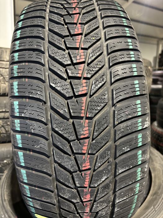 Anvelope iarna 235/50/17 M+S set Hankook