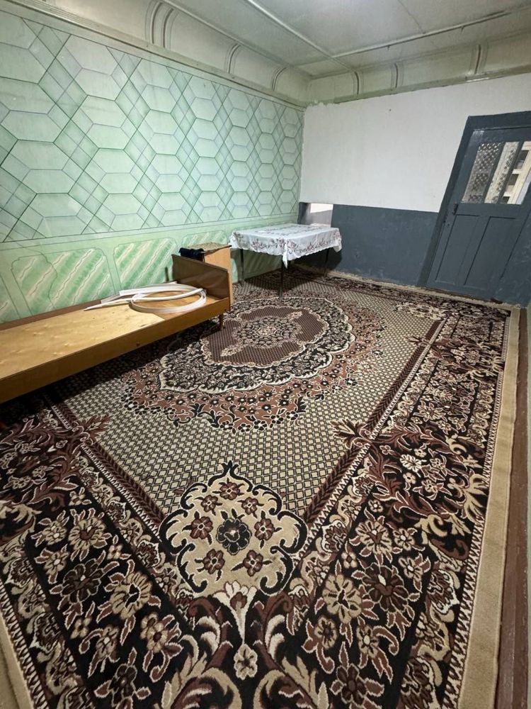 Ijaraga chorsuda hovli bor bollarga 800 mingdan