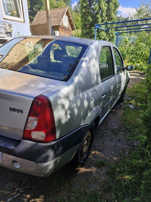 Vand Dacia Logan, 1.6 benzină, 137 000 Km, 1650e negociabil