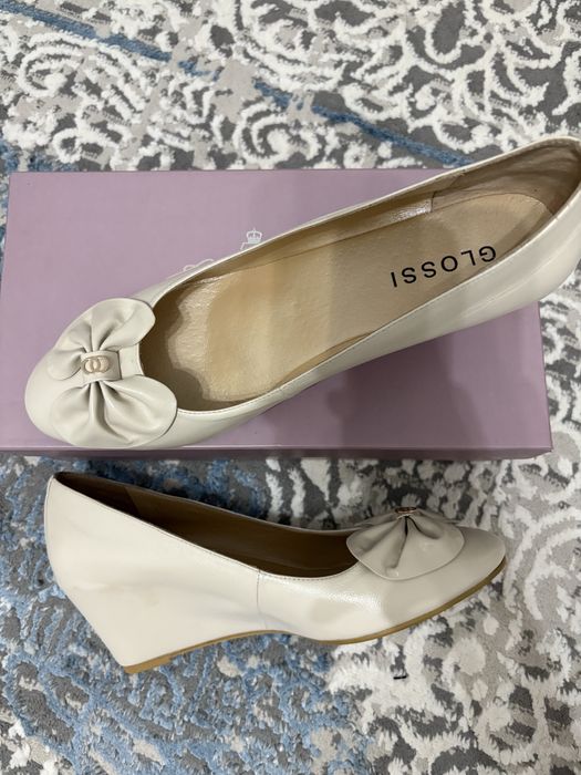 Туфли бежевый