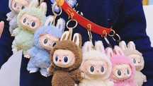 Плюшена играчка Labubu, Лабубу аниме, фигура ключодържател