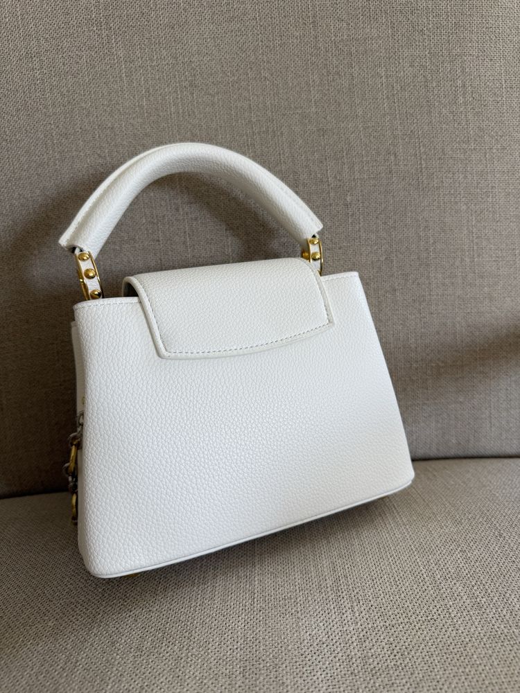 Geanta Louis Vuitton stoc