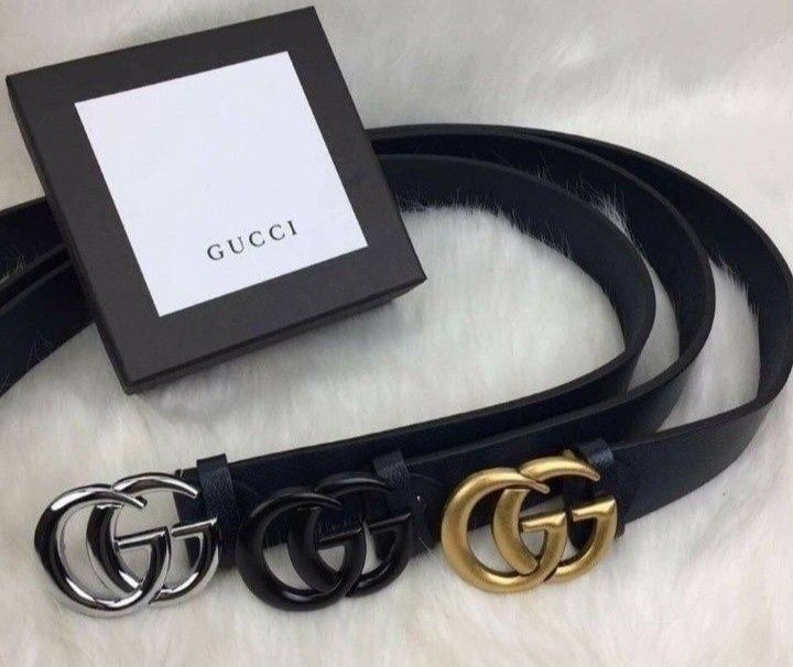 Set Gucci (curea+geanta),diverse marimi, logo metalic auriu ,saculet