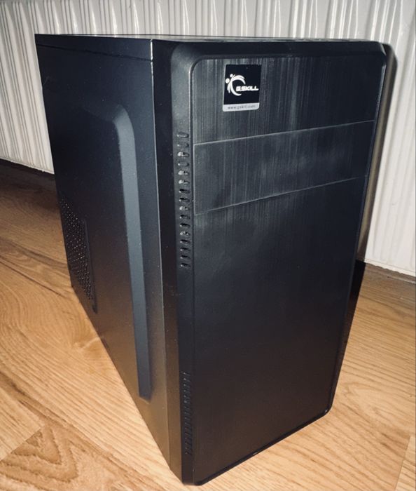 Компютър AM5 Ryzen 7600 32GB RAM 1TB SSD