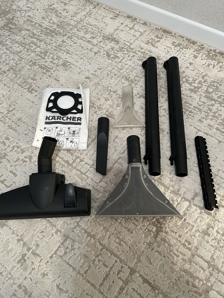 Продам Karcher 6.1 в отличном состояний вместе с химией