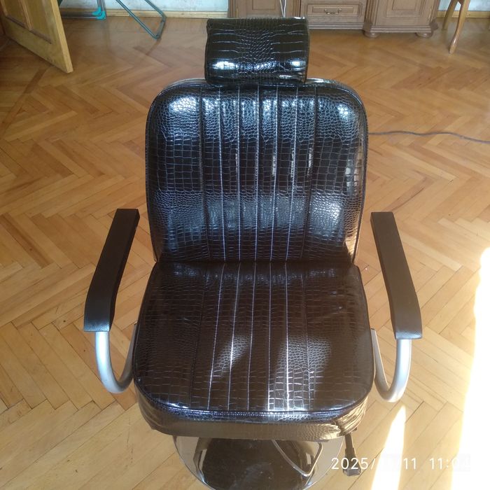 Кресло для парикмахерской