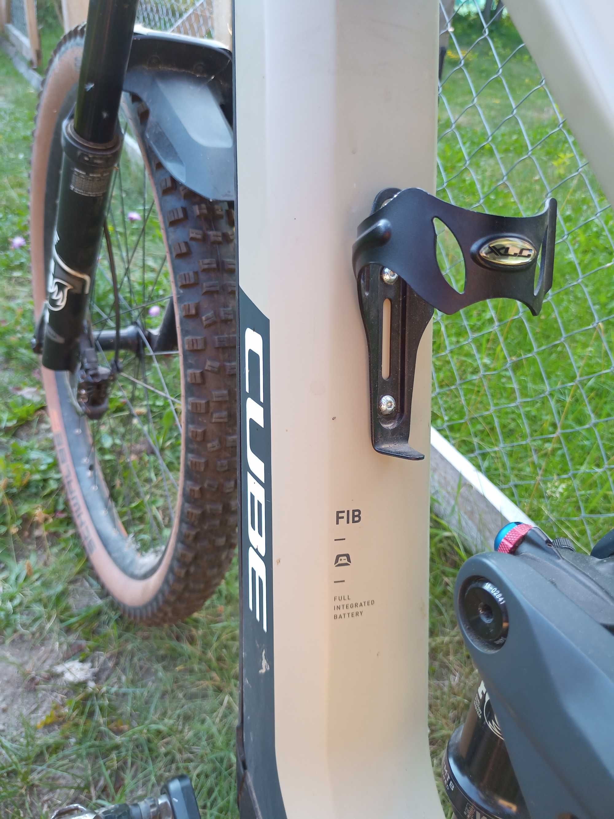 Bicicleta electrica Cube Stereo 140 SL