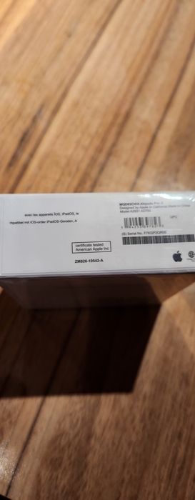 Căști tip airpods 4