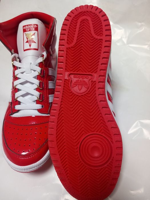 Adidas Top ten.        .